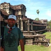 Apasionado viajero por los 5 continentes, 1º de mi promoción de Turismo y gerente multidepartamental en Caribe y España ;)